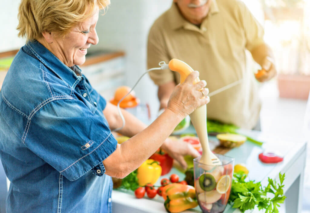 Minute Women Home Care - managing ADLs for dementia, at home care, in-home care, senior home care, elder live in care, at home caregivers